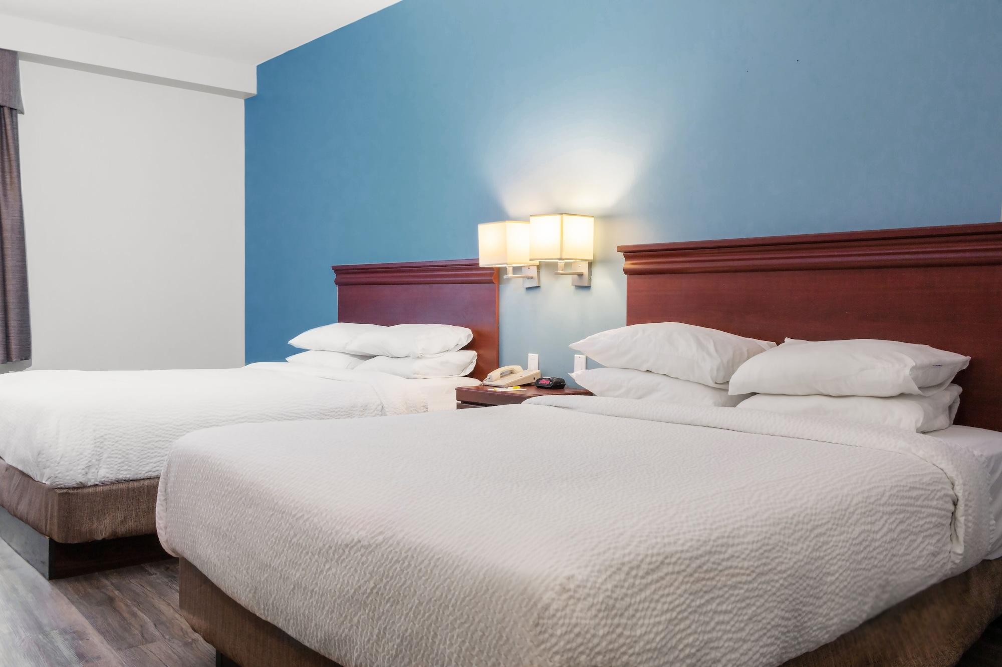 Days Inn By Wyndham Hamilton - Downtown Εξωτερικό φωτογραφία