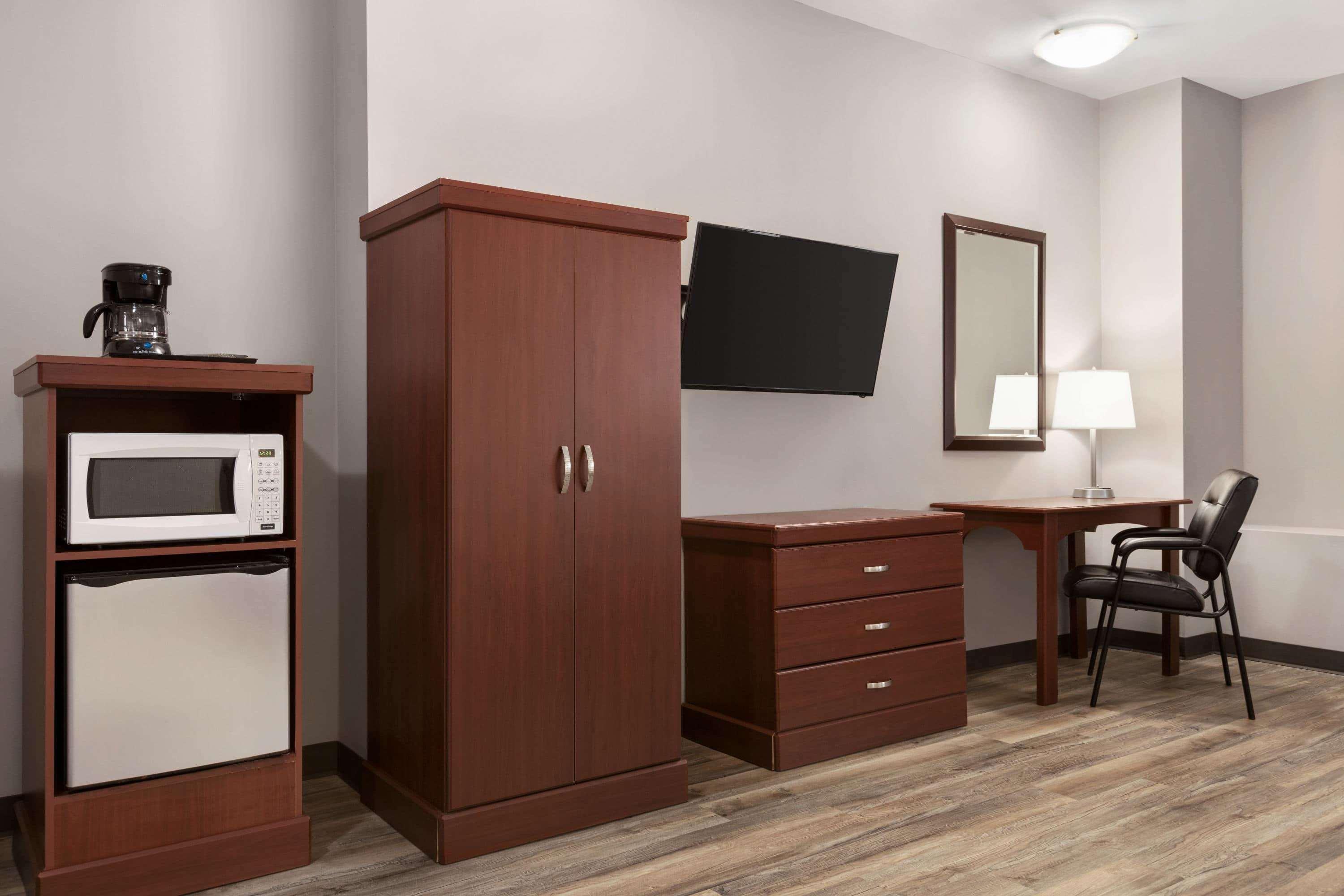 Days Inn By Wyndham Hamilton - Downtown Εξωτερικό φωτογραφία