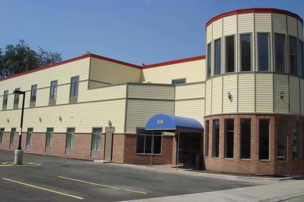 Days Inn By Wyndham Hamilton - Downtown Εξωτερικό φωτογραφία